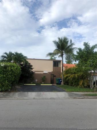 Greenway Lakes, 12320 SW 18th Ter, Tamiami, Florida 33175, image 2