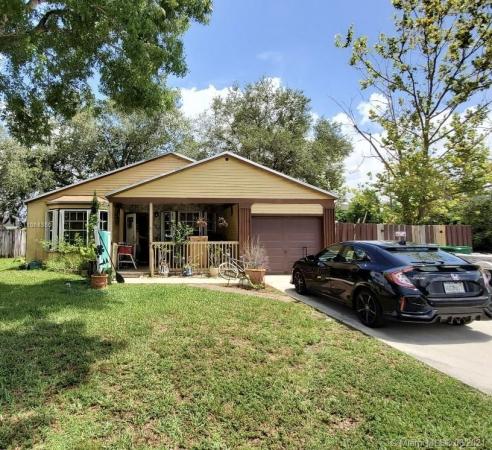 Summer Lake, 12701 SW 15th Mnr, Davie, Florida 33325, image 2