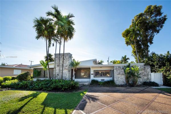 Bay Harbor Islands Residential, 1270 102nd St, Bay Harbor Islands, Florida 33154, image 2