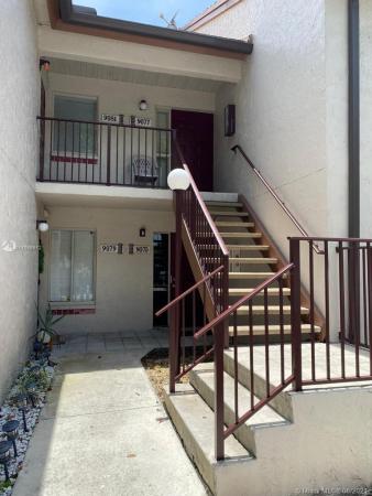 Parc Vista, 9077 SW 138th Pl, Kendall, Florida 33186, image 2