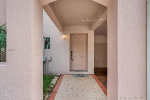 The Reserve At Ocean Walk Villas, 2005 Oceanwalk Ter #306, Lauderdale By The Sea, Florida 33062, image 1