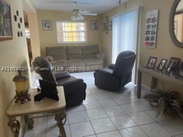 Miller Heights, 9215 SW 45th St, Olympia Heights, Florida 33165, image 2