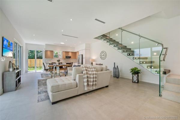 Pomelo Park, 2863 SW 33rd Ct #2863, Miami, Florida 33133, image 2