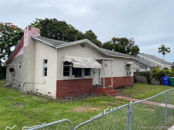 17th Avenue Manor, 1747 NW 45th St, Miami, Florida 33142, image 2