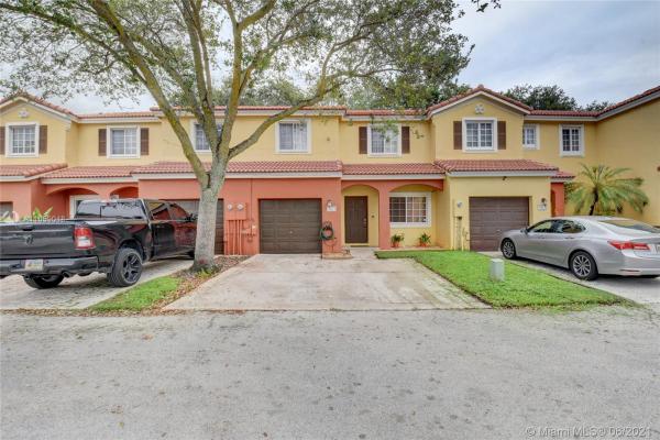 1853 SW 103rd Ave, Miramar, Florida 33025, image 2