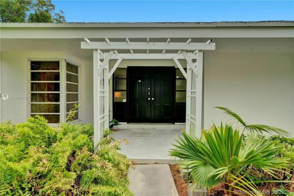 Fairmont Acres, 7000 SW 124th St, Pinecrest, Florida 33156, image 1