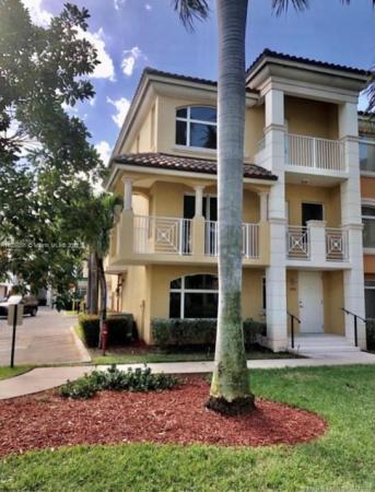 Merco At Aventura, 2733 NE 184th Ln, Aventura, Florida 33160, image 2