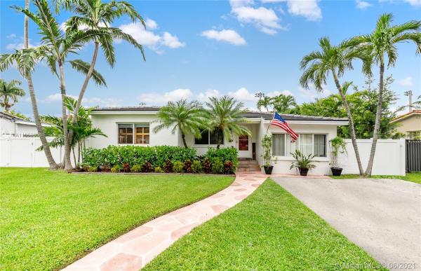 Foust, 450 Forrest Dr, Miami Springs, Florida 33166, image 2