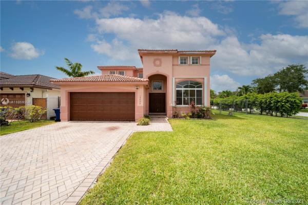 13424 SW 282nd St, Unincorporated Dade County, Florida 33033, image 2
