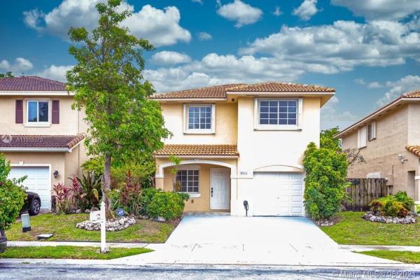 Manatee Cove, 8932 SW 215th Ln, Cutler Bay, Florida 33189, image 2
