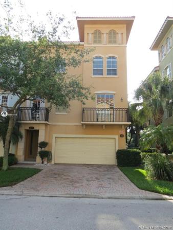 Harbour Oaks, 2472 San Pietro Cir, Palm Beach Gardens, Florida 33410, image 2
