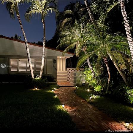 Pasadena Park, 10580 NE 2nd Pl, Miami Shores, Florida 33138, image 2