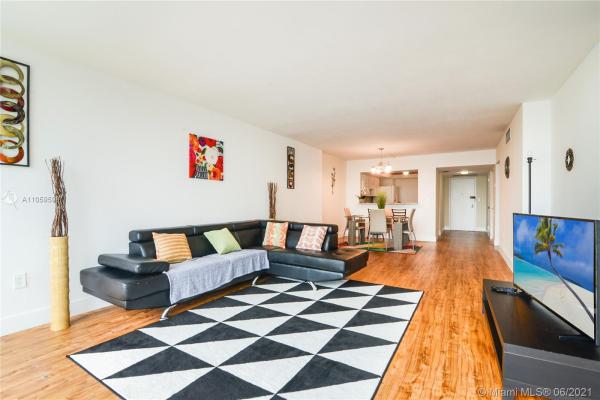 Bonavista, 3375 N Country Club Dr #805, Aventura, Florida 33180, image 2