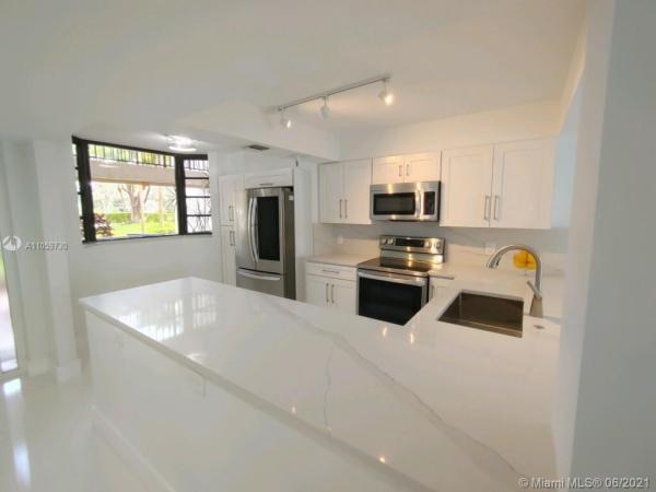 The Glens, 6320 Boca Del Mar Dr #102, Boca Raton, Florida 33433, image 2