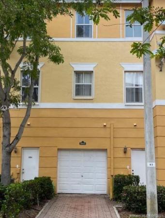 Shoma Townhomes At Royal Palm Beach, 3905 Shoma Dr, Royal Palm Beach, Florida 33414, image 2