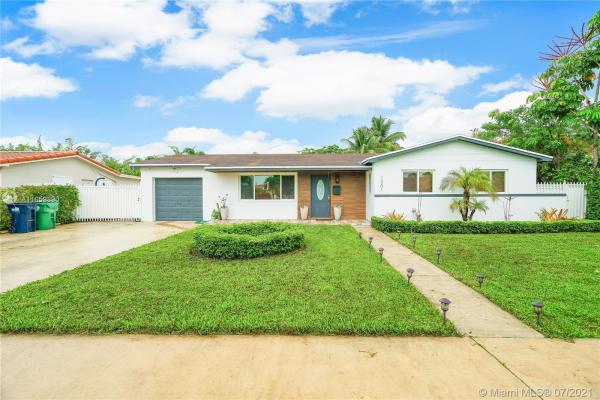 Coral Park Estates, 1301 SW 99th Ct, University Park, Florida 33174, image 2