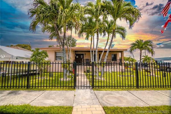 Sugar Tree Grove, 7101 SW 13 St #, Coral Terrace, Florida 33144, image 2