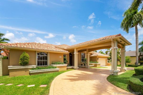 Sharon Estates, 7930 SW 120th Pl, Kendale Lakes, Florida 33183, image 2