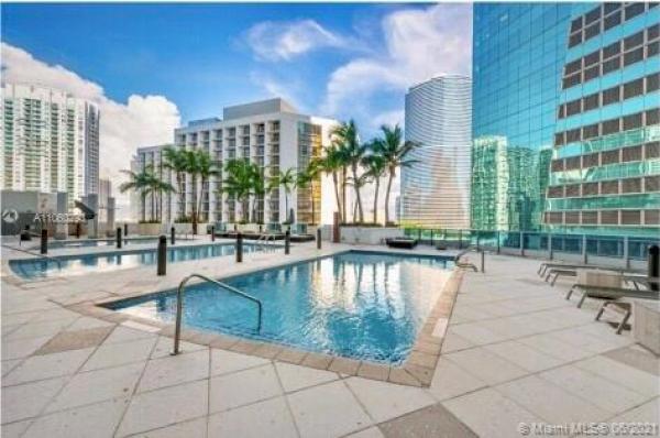 Epic Hotel & Residences, 200 Biscayne Boulevard Way #905, Miami, Florida 33131, image 2