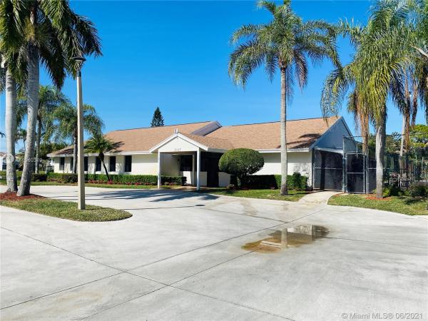 Canalakes, 3807 Inlet Cir, Greenacres, Florida 33463, image 2