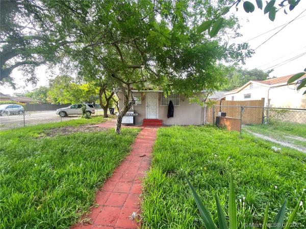 2785 NW 30th St, Unincorporated Dade County, Florida 33142, image 2