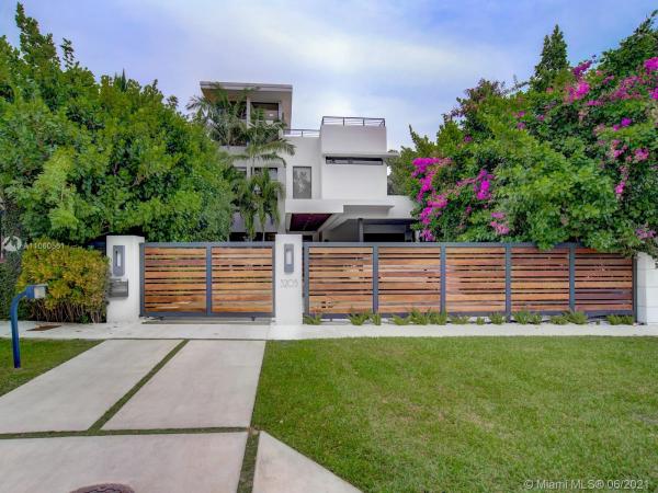 Rhodes, 3205 Kirk St, Miami, Florida 33133, image 2