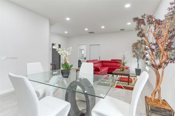 Royal Palm Estates, 5631 Papaya Rd, West Palm Beach, Florida 33413, image 2