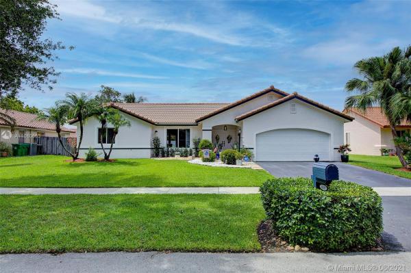 Waverly Hundred, 15839 S Ashby Field Rd S, Davie, Florida 33331, image 2