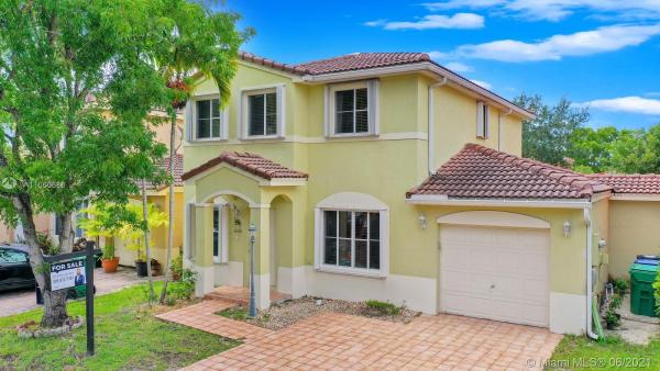 Tesoro At Forest Lakes, 16550 SW 96th Ter #16550, The Hammocks, Florida 33196, image 2