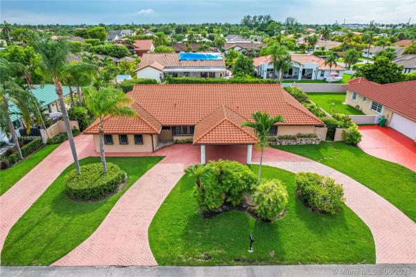 Westbrooke Estates, 2710 SW 113th Ave, University Park, Florida 33165, image 2