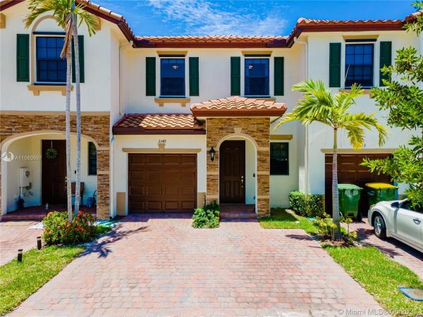 Fresno At The Vineyards, 3349 SE 1st St, Homestead, Florida 33033, image 2