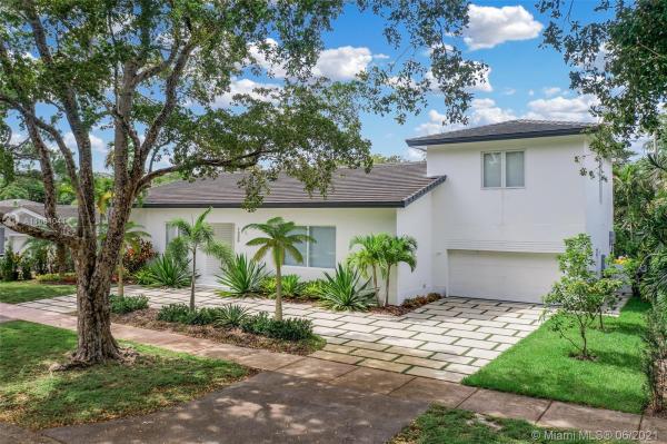 Riviera, 1526 Ancona Ave, Coral Gables, Florida 33146, image 2
