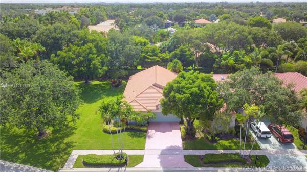 Palm Isles, 9954 Harbour Lake Cir, Boynton Beach, Florida 33437, image 2