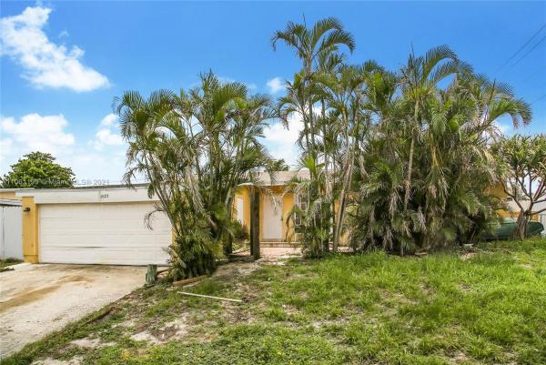 Lake Osborne Hills, 1425 Hillcrest Dr, Lake Worth Beach, Florida 33461, image 2