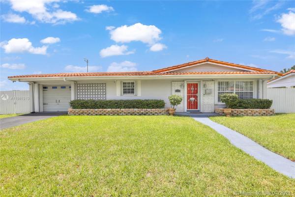 1170 NE 171st St, Unincorporated Dade County, Florida 33162, image 2