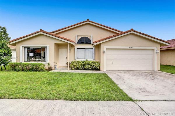 Parkwood Isle, 10110 SW 17th Ct, Davie, Florida 33324, image 2