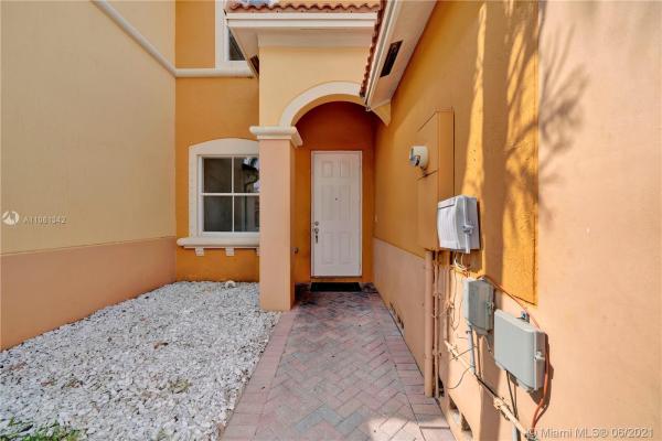 Villas Del Campo, 10972 SW 246th St, Princeton, Florida 33032, image 2