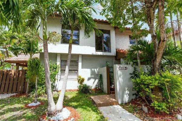 Caribbean Springs Village, 10329 NW 9th Street Cir #1-8, Fountainebleau, Florida 33172, image 2