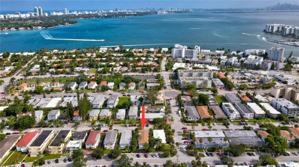Isle Of Normandy, 1791 Marseille Dr, Miami Beach, Florida 33141, image 2