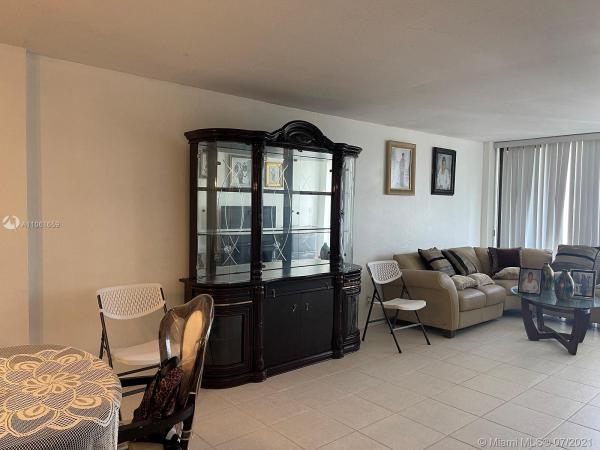 Waterside Towers, 2450 NE 135th St #704, North Miami, Florida 33181, image 2