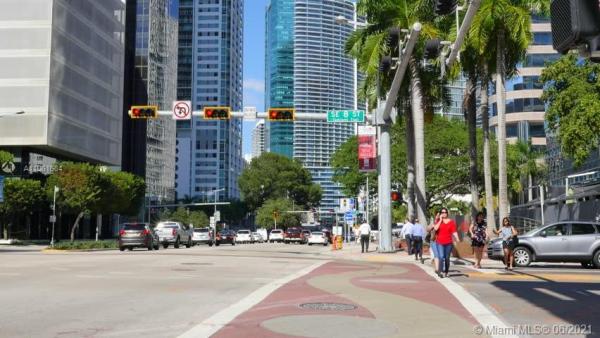 The Club At Brickell Bay, 1200 Brickell Bay Dr #1801, Miami, Florida 33131, image 2