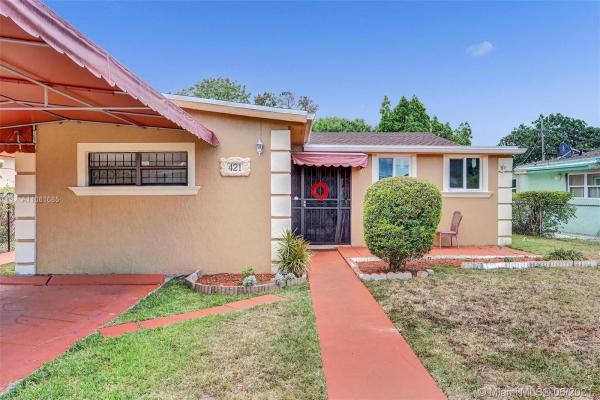 421 NW 116th St, Unincorporated Dade County, Florida 33168, image 2