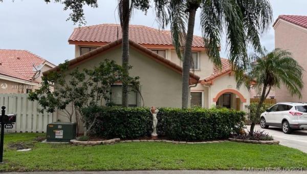 Mayfair At Jacaranda, 9441 NW 18th Dr, Plantation, Florida 33322, image 2