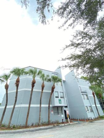 Presidential Golfview, 1850 N Congress Ave #307, West Palm Beach, Florida 33401, image 2