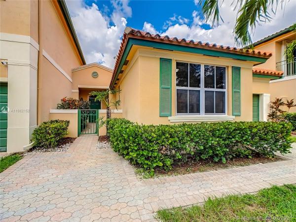 Anchorage At Miami Lakes, 8389 NW 143rd Ter, Miami Lakes, Florida 33016, image 2
