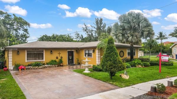 Carol City, 2821 NW 190th St, Miami Gardens, Florida 33056, image 2