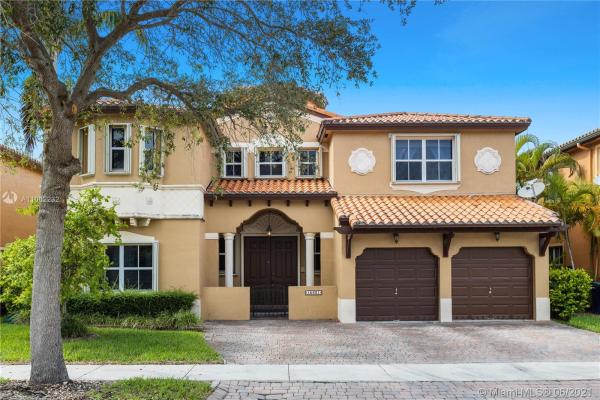 15631 SW 28th Ter, The Hammocks, Florida 33185, image 2