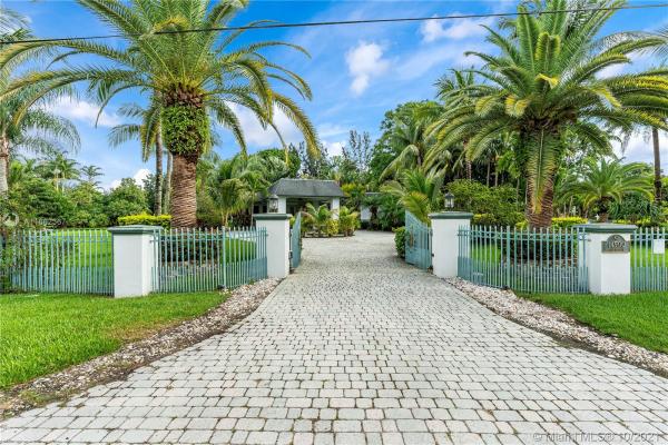 Oak Hill, 14500 SW 17th Ct, Davie, Florida 33325, image 2