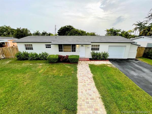 Benson Manor, 20410 SW 103rd Ave, Cutler Bay, Florida 33189, image 2