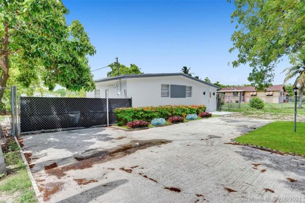 Victory Gardens, 10725 SW 219th St, Goulds, Florida 33170, image 2